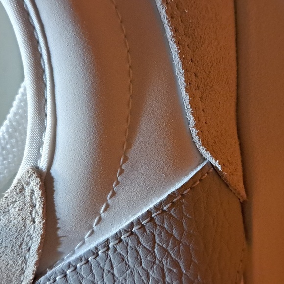 New Balance 327 White w/Grey N  WS327KE SZ: 10B Medium - Picture 16 of 16